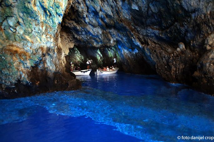 blue green cave tour speed boat excursions from hvar green cave