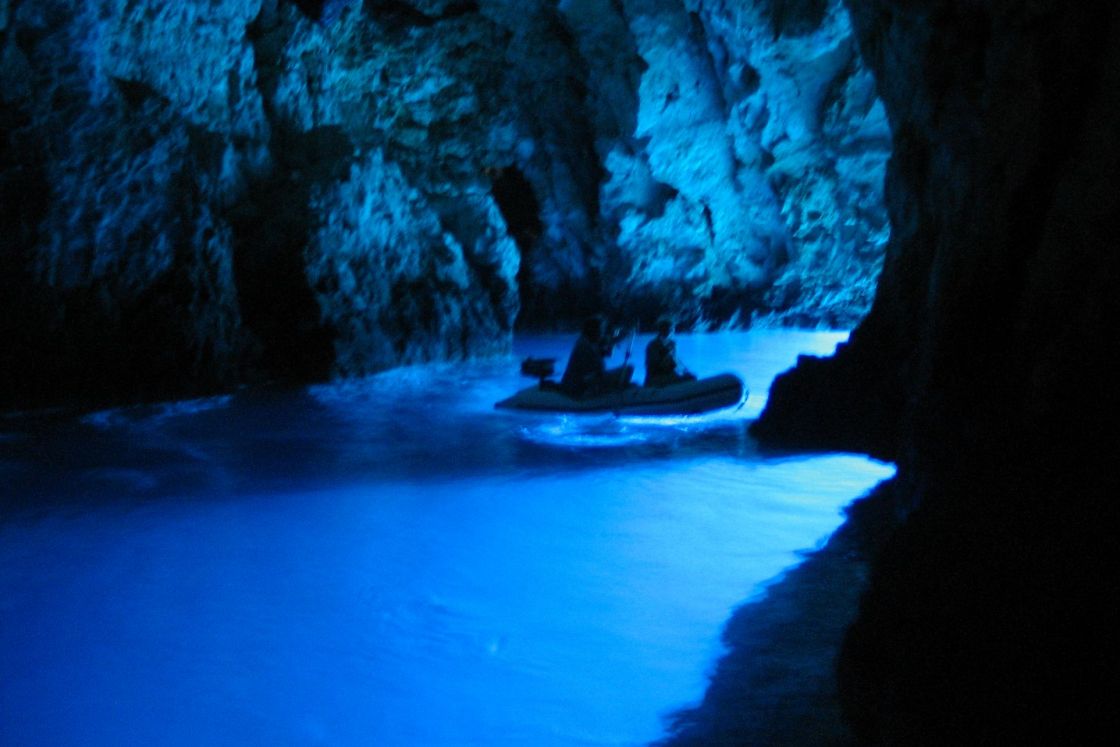 one day trip to blue green cave hvar cruise green cave